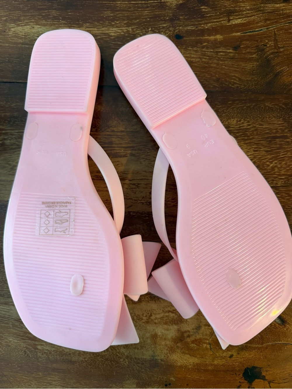 Jeffrey Campbell Light Pink Bow Jelly Flip Flop Sandals - Picture 2 of 2